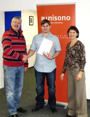 Bild: stw unisono bildet weiteren TQM Auditor® Automobil aus