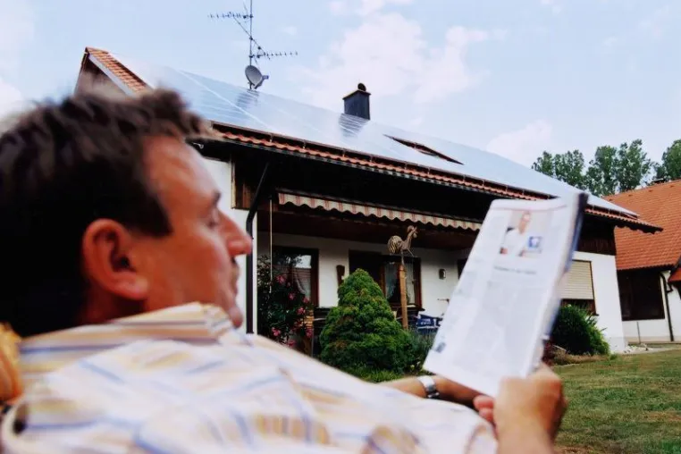 Bild: E.ON fördert Speicherung von Solarstrom