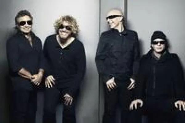 Bild: Chickenfoot - Joe Satriani, Sammy Hagar, Michael Anthony und Chad Smith gründen neue Supergroup