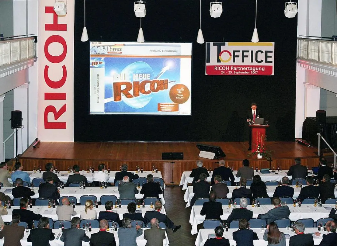 Insgesamt 120 Fachhändler kamen zur Ricoh-Partnertagung nach Hannover und informierten sich über die \