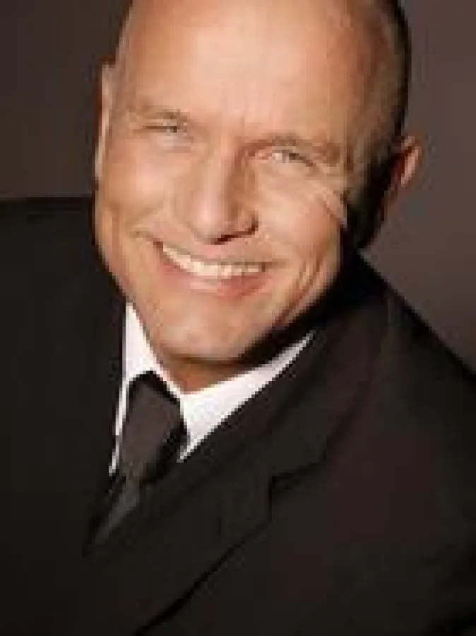 Andreas Buhr spricht im ErfolgX-Webinar über Vertrieb in Social Media Zeiten