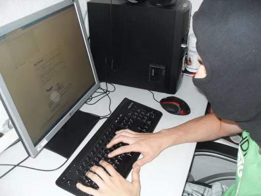 Bild: Hackerangriffe zu Weinachten nehmen zu! 