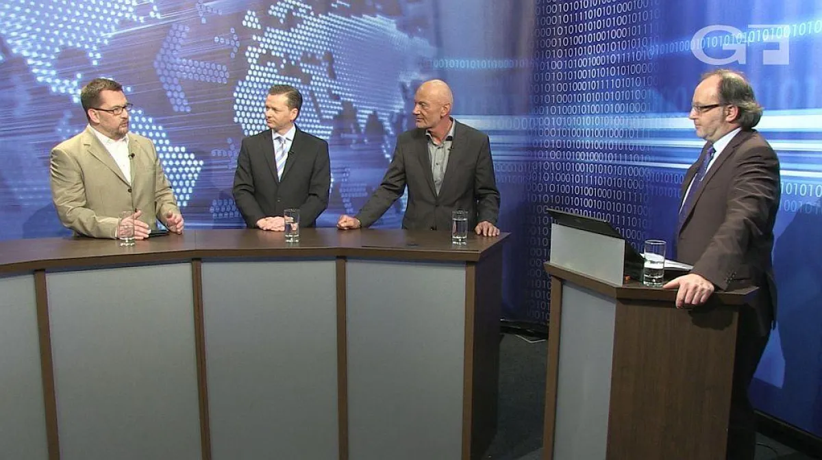 Macher und Experten dieses Programms im HD-Sendestudio der Deutschen Messe