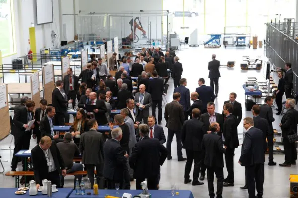 Bild: 15 Jahre 'warehouse logistics' Gemeinsam. Zukunft. Gestalten.