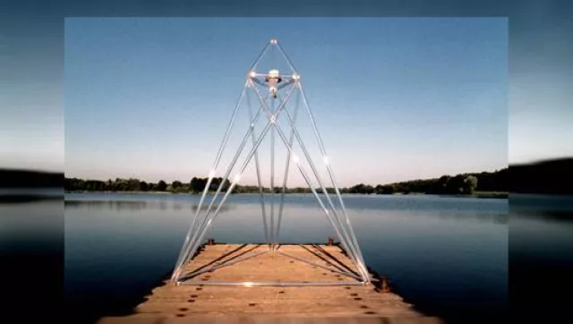 Bild: Die Lichtpyramide - helfendes Licht