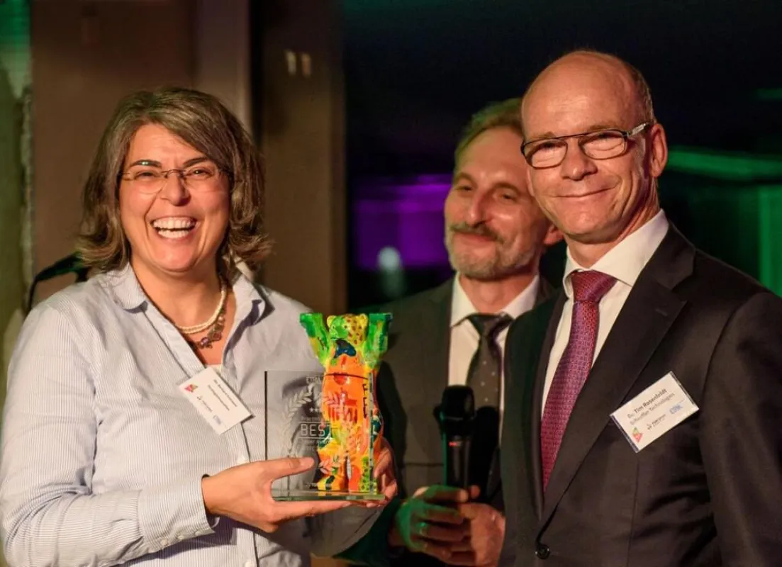 Dr. Tim Hosenfeldt, Schaeffler Technologies AG (rechts) Barbara Gronauer, Prof. Dr. Pavel Livotov