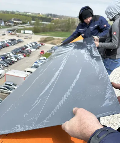 Bild: Mauerabdeckung fenorm Top: Bei Wind und Wetter