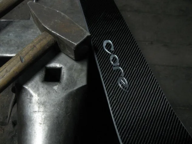 Bild: Core Skis 2012/13 – Erstklassige Fahreigenschaften und puristisches Design in Handarbeit