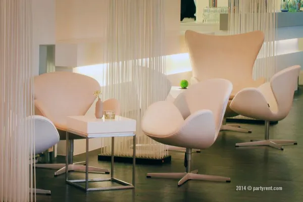Bild: Party Rent: Dänische Designklassiker im Portfolio