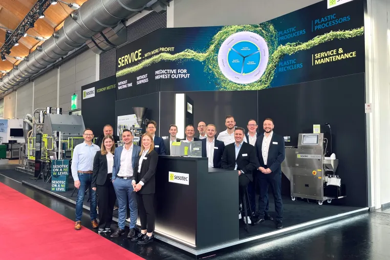 Bild: Erfolgreicher Messeauftritt von Sesotec auf der Fakuma 2024