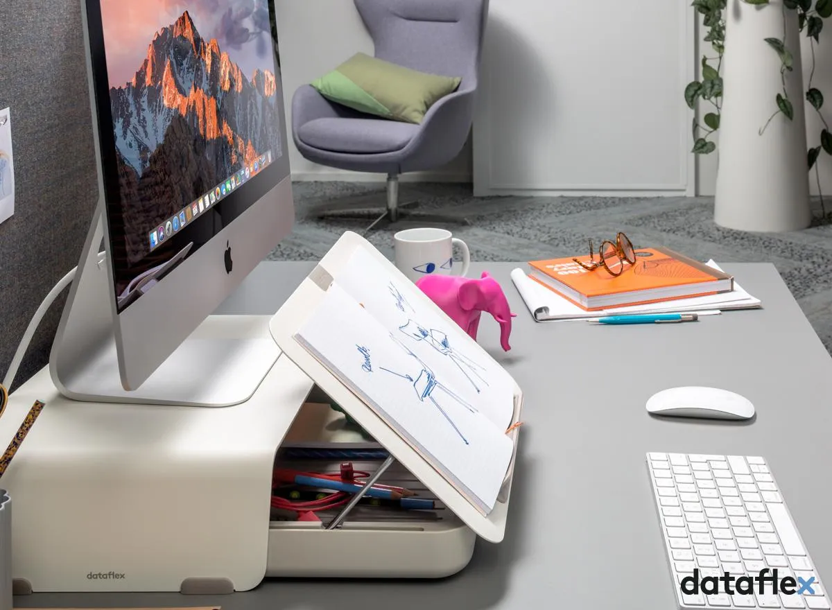 Dataflex Bento ergonomisches Tisch-Set mit Dokumentenhalter