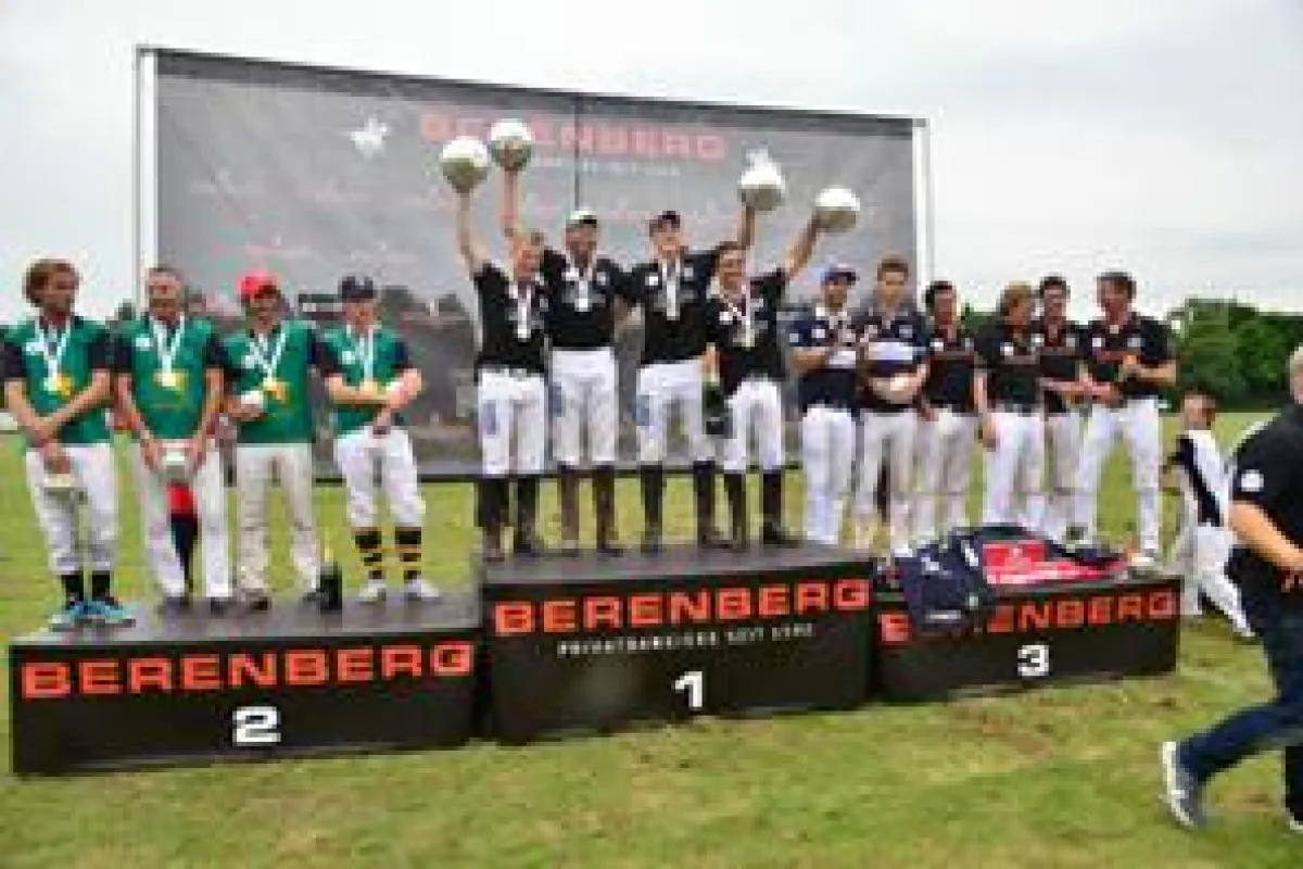 Lanson-Team bei Siegerehrung