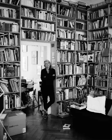 Noemi Smolik erhält den ADKV-ART COLOGNE-Preis für Kunstkritik 2020 Bild: Noemi Smolik erhält den ADKV-ART COLOGNE-Preis für Kunstkritik 2020