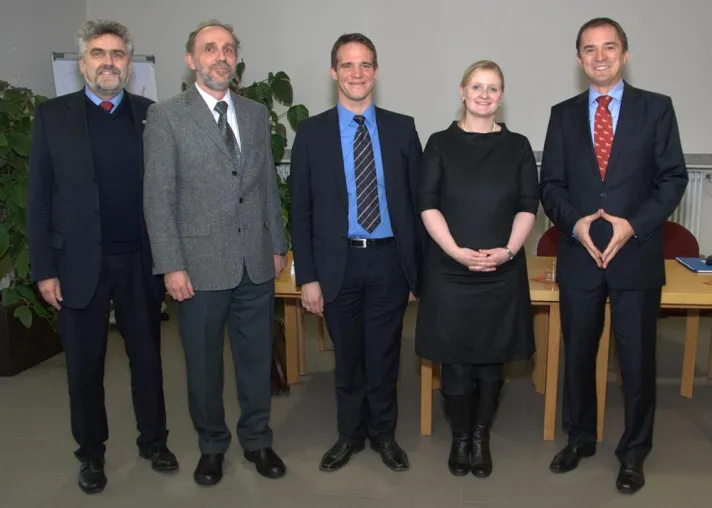 Bild: Wirtschaftswissenschaftler der Hochschule Harz erhält Forschungspreis 2011 des Landes Sachsen-Anhalt