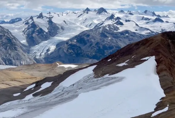 Bild: Big Frank: Goldplay weist bis zu 37,3 g/t Gold und 1.162 g/t Silber in Proben nach