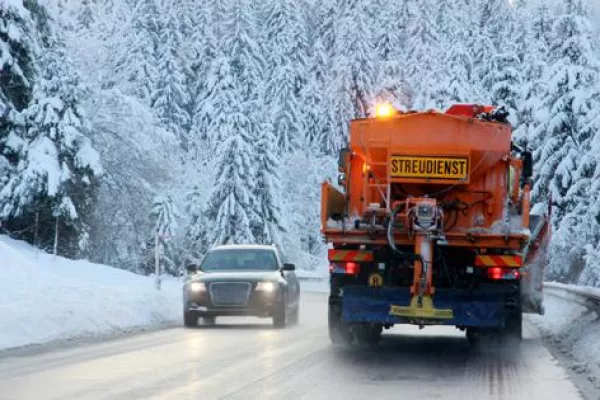 Bild: Warum Salz dem Autolack gar nicht schmeckt