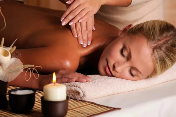 Bild: Mobile Massagen der RelaxOne GmbH: Erholsame Wellnesserlebnisse & Auszeit vom Alltag