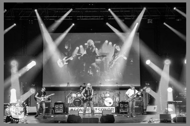 Bild: SteilFlug landen auf Platz 1 des Deutschen Hard Rock Preises | Neue Single „Kein Morgen (2019)“ am 11.01.2019