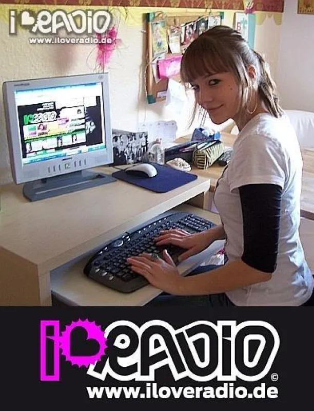 Madita schreibt ihren Blog für ILOVERADIO.de (www.iloveradio.de)