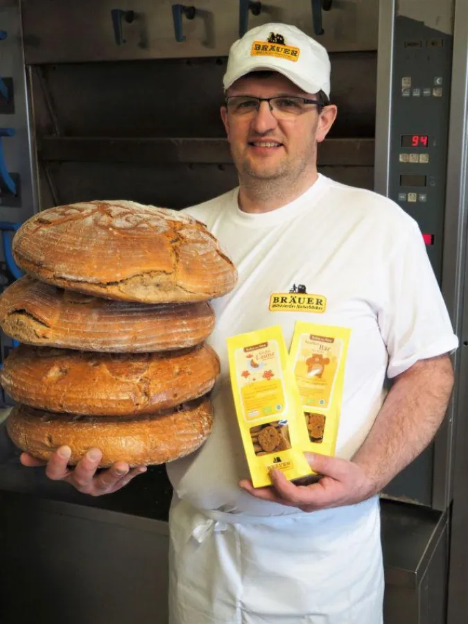 Naturbäcker Martin Bräuer verkauft jetzt auch im Internet.