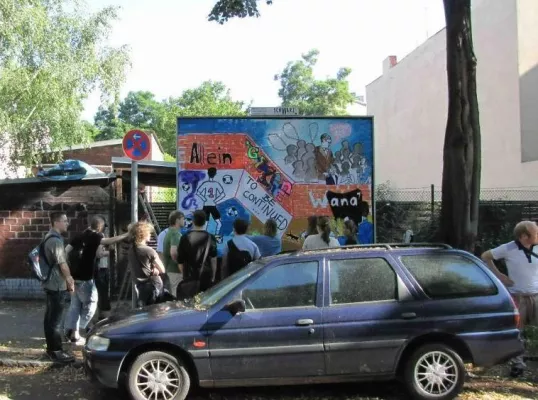 Bild: Kunstprojekt schmückt Großflächen von outdoor mediateam