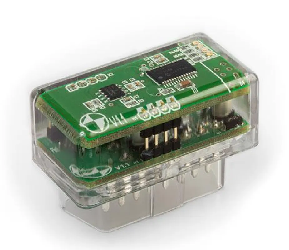 Das Micro Chiptuning OBD optimiert die Verbrennung bei Benzinern kontinuierlich während der Fahrt.