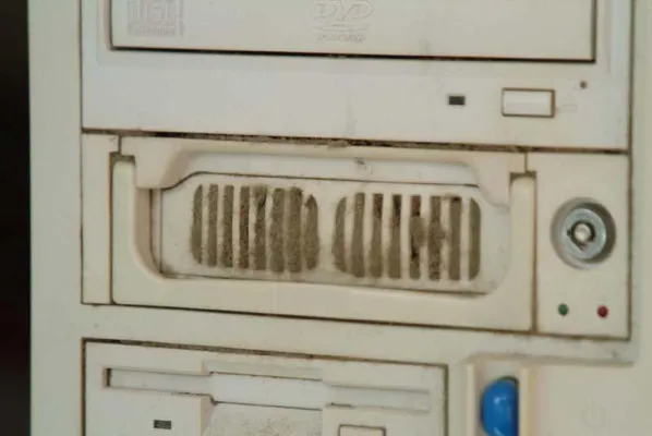 Bild: PC-Feuerwehr warnt: Gesundheitliche Risiken durch Staub im PC