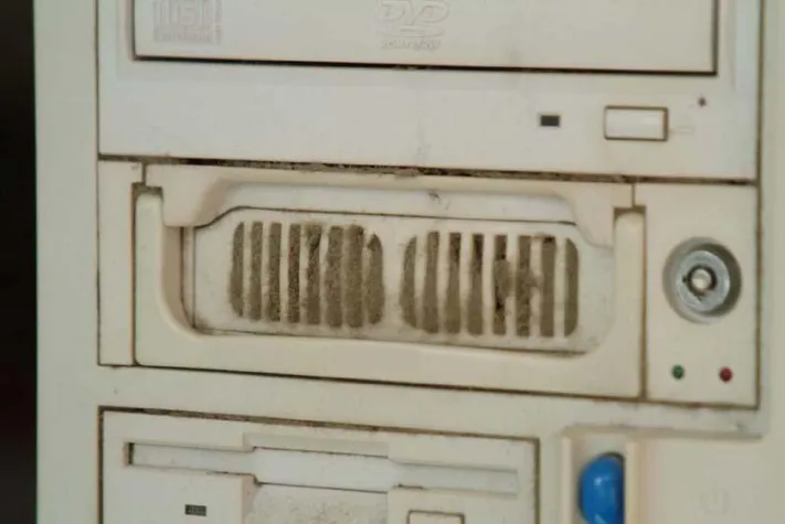 Bild: PC-Feuerwehr warnt: Gesundheitliche Risiken durch Staub im PC