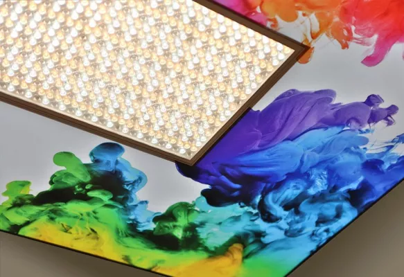 Bild: Multifunktionale HCL-Deckenleuchte EWOS von guttenberger+lichttechnik