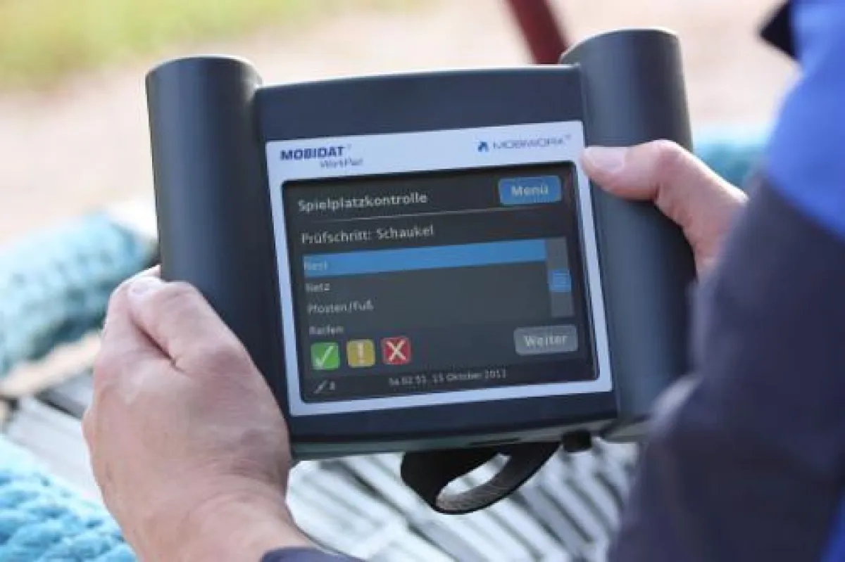 Das MOBIDAT WorkPad für die Spielplatzkontrolle