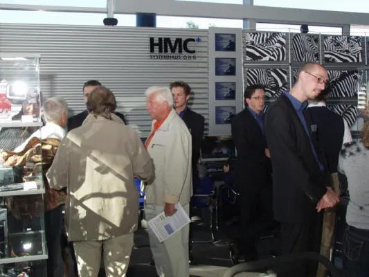 Bild: HMC Systemhaus OHG nimmt mit vergrößertem Messestand an der diesjährigen „bil2007“ in Lippstadt teil.