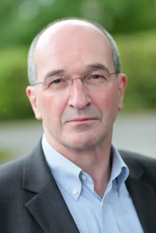 Bild: Pressesprecher der SCHMIDTGRUPPE in Jury des Berliner Politikaward