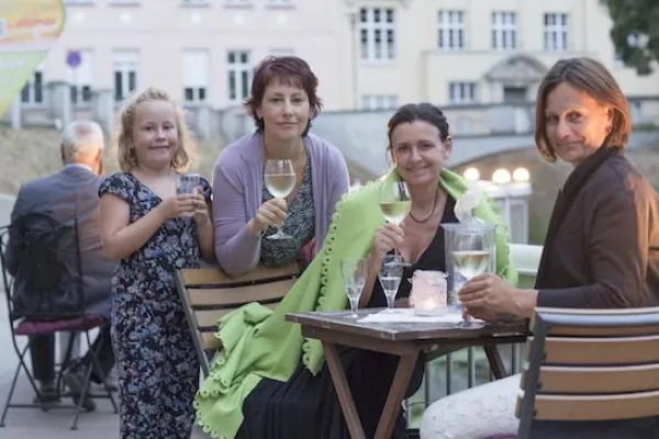 Bild: Kirchenschweben und Zweiradschlemmen: Barlachstadt Güstrow lädt zum Genussherbst