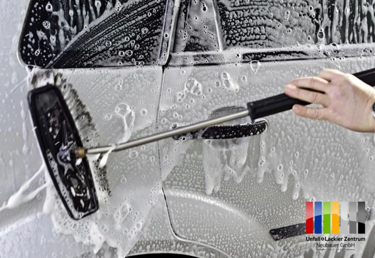 Frühjahrsputz  fotolia©Jana Schonknecht