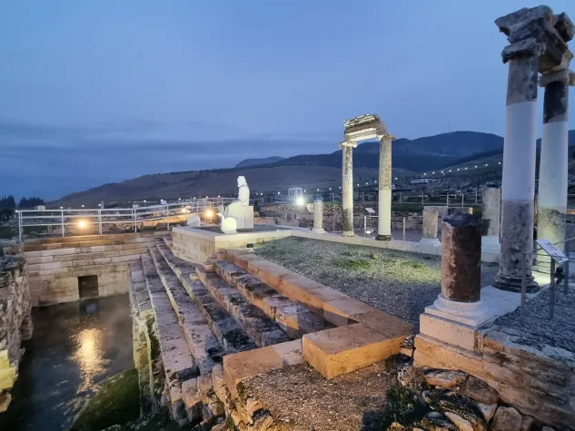 Bild: 27 historische Stätten im Reiseland Türkiye werden für nächtliche Besuche geöffnet