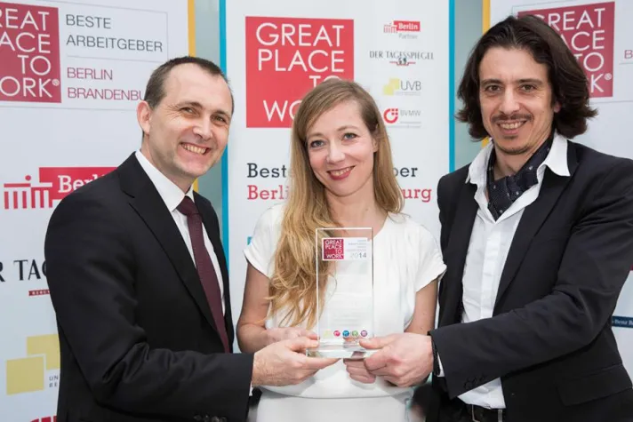 SHORT CUTS ist BESTER ARBEITGEBER in Berlin-Brandenburg 2014 Bild: SHORT CUTS ist BESTER ARBEITGEBER in Berlin-Brandenburg 2014