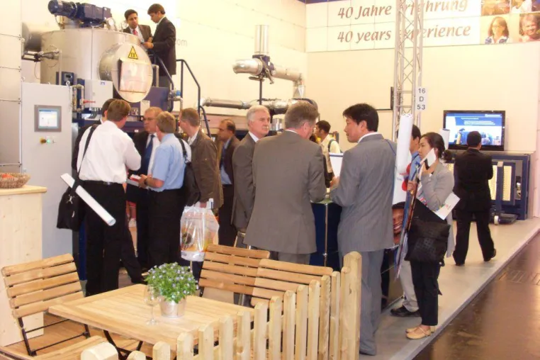 Bild: Erfolg auf der drupa 2008 mit Waschraum und Wassermühle