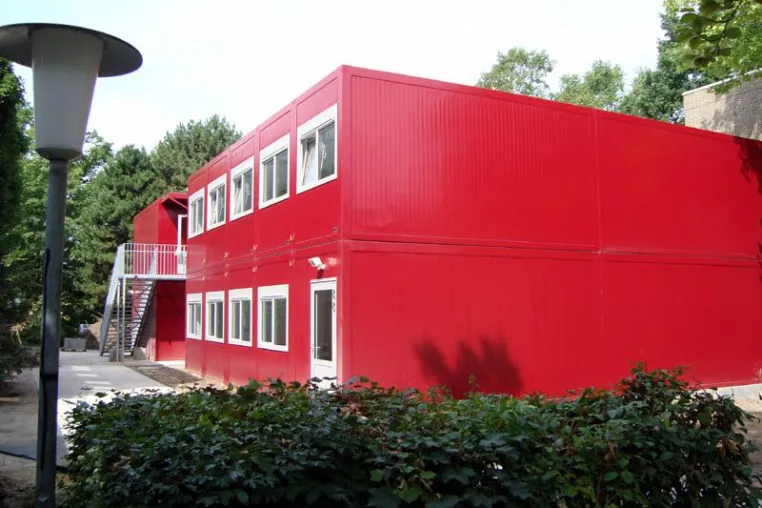 Bild: ELA-Raumlösungen an Schulen in Hamburg