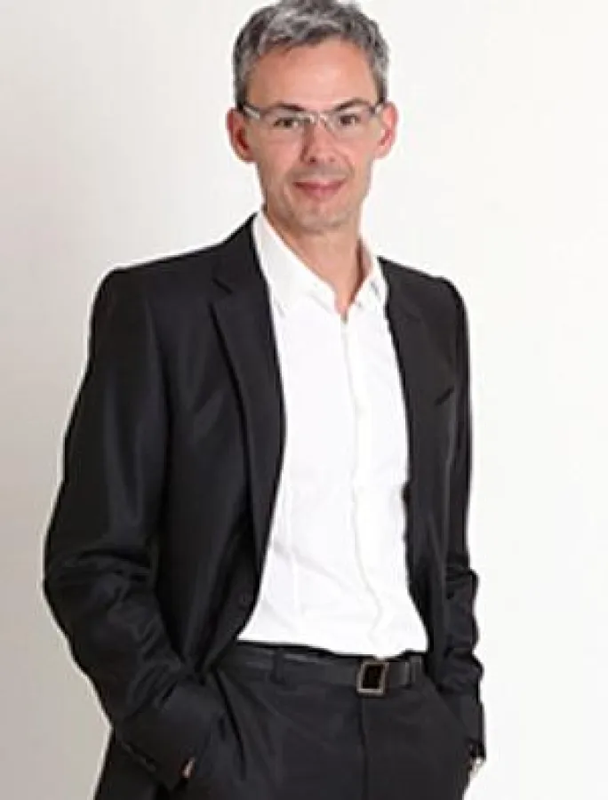 „Es prallen derzeit zwei verschiedene Wertesysteme aufeinander, zwischen denen Personalberater Kommu