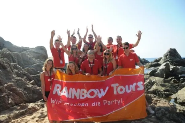 Bild: RAINBOW TOURS vergibt 500 Jobs als Reiseleiter
