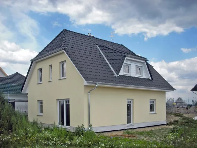 Kompaktes Familiendomizil | Hausbesichtigung Bild: Kompaktes Familiendomizil | Hausbesichtigung