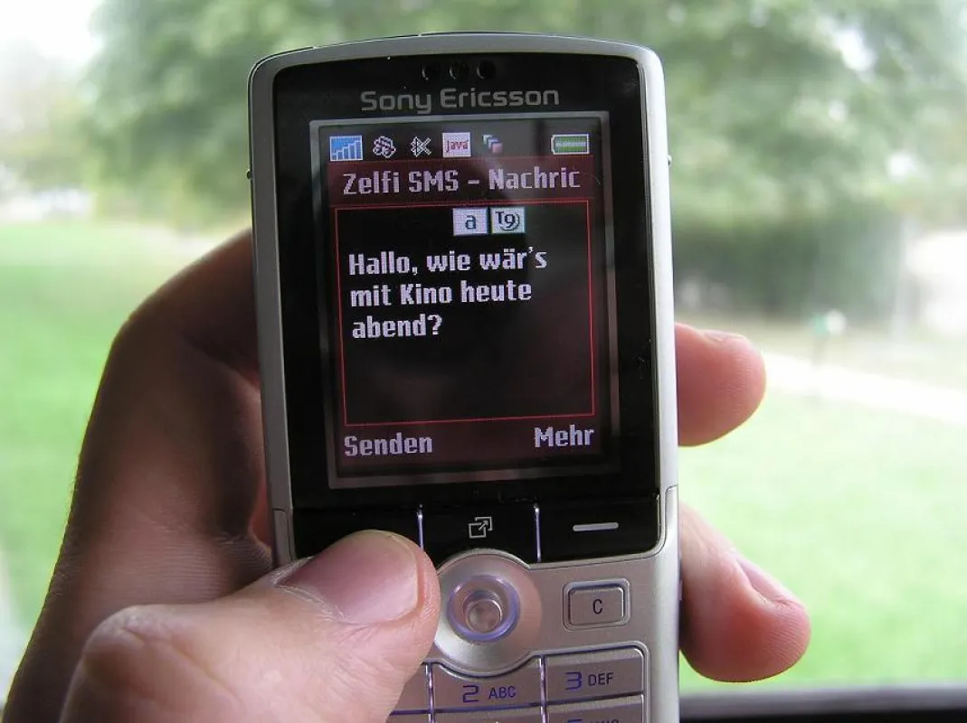 Zelfi Gratis SMS