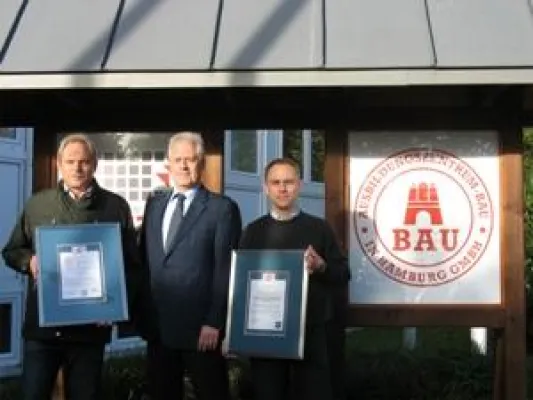 QM- und AZWV-Zertifizierung erfolgreich abgeschlossen Bild: QM- und AZWV-Zertifizierung erfolgreich abgeschlossen