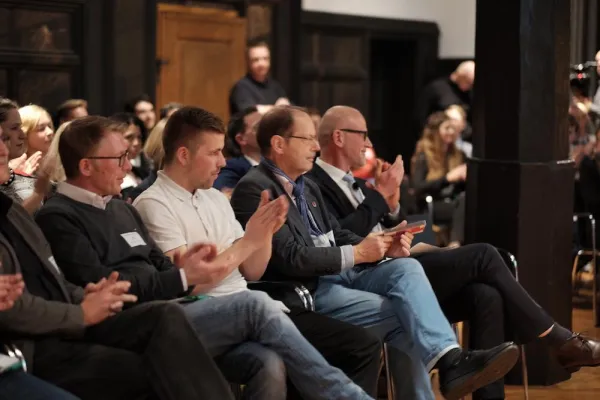 Bild: Von Messengern, Networkern und Storytellern