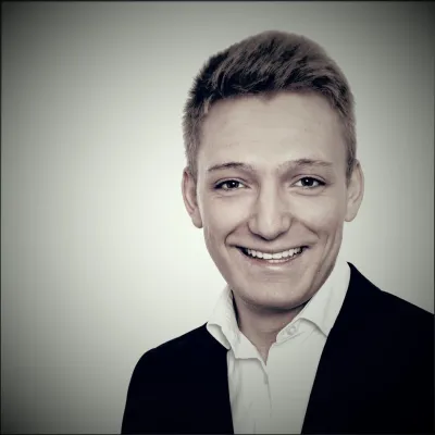 Bild: Erfolgreicher Unternehmensberater mit 27?
