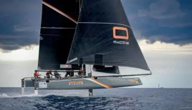 Bild: Fliegende Segelboote auf Martinique