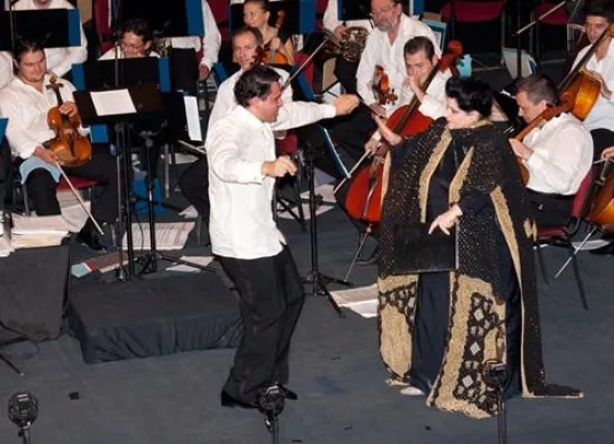 Bild: Zahlreiche Preisträger beim Festivaljahr 2010 in Rumänien
