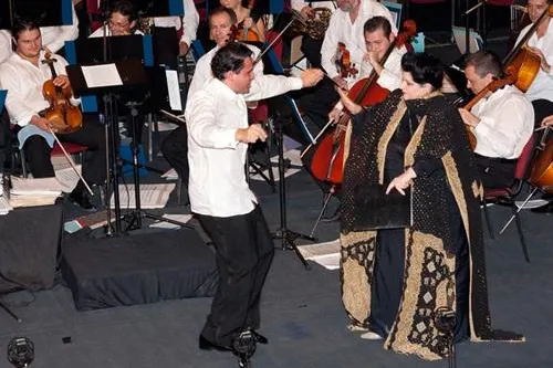 Zahlreiche Preisträger beim Festivaljahr 2010 in Rumänien Bild: Zahlreiche Preisträger beim Festivaljahr 2010 in Rumänien