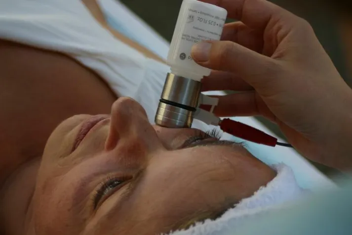 Mesoporation: Vorstellung der innovativen Anti-Aging Behandlung am Tag der offenen Tür war voller Erfolg Bild: Mesoporation: Vorstellung der innovativen Anti-Aging Behandlung am Tag der offenen Tür war voller Erfolg