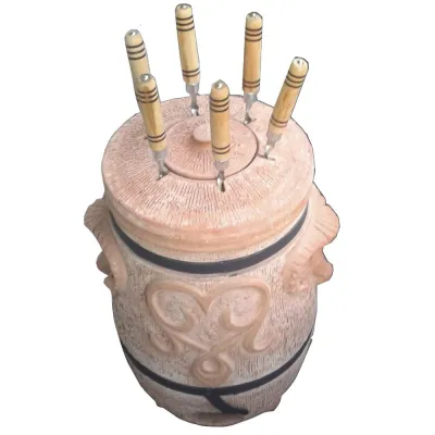 Bild: Ein ehemaliger Bankmanager lädt zu einem außergewöhnlichen Grillfest auf armenischer Art ein